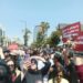 Marche de solidarité avec Ahmed Souab : du Tribunal administratif à l’avenue Bourguiba.